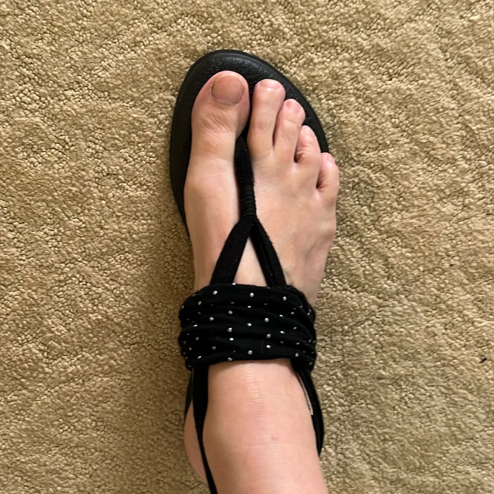 Sanuk sandals